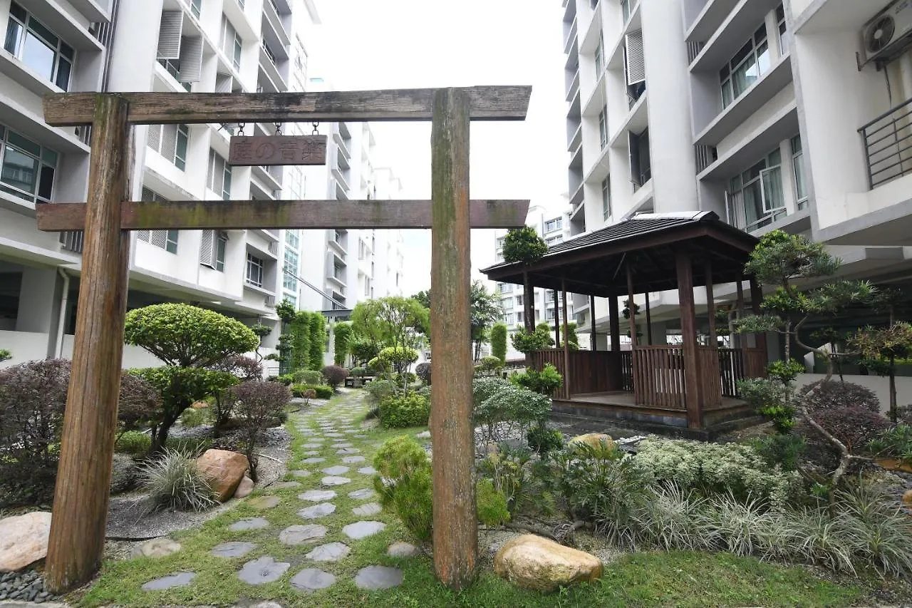 Mount Austin Midori Green 8 Pax Free Wi-Fi 500Mbps Netflix Johor Bahru 0*,  Malajzia