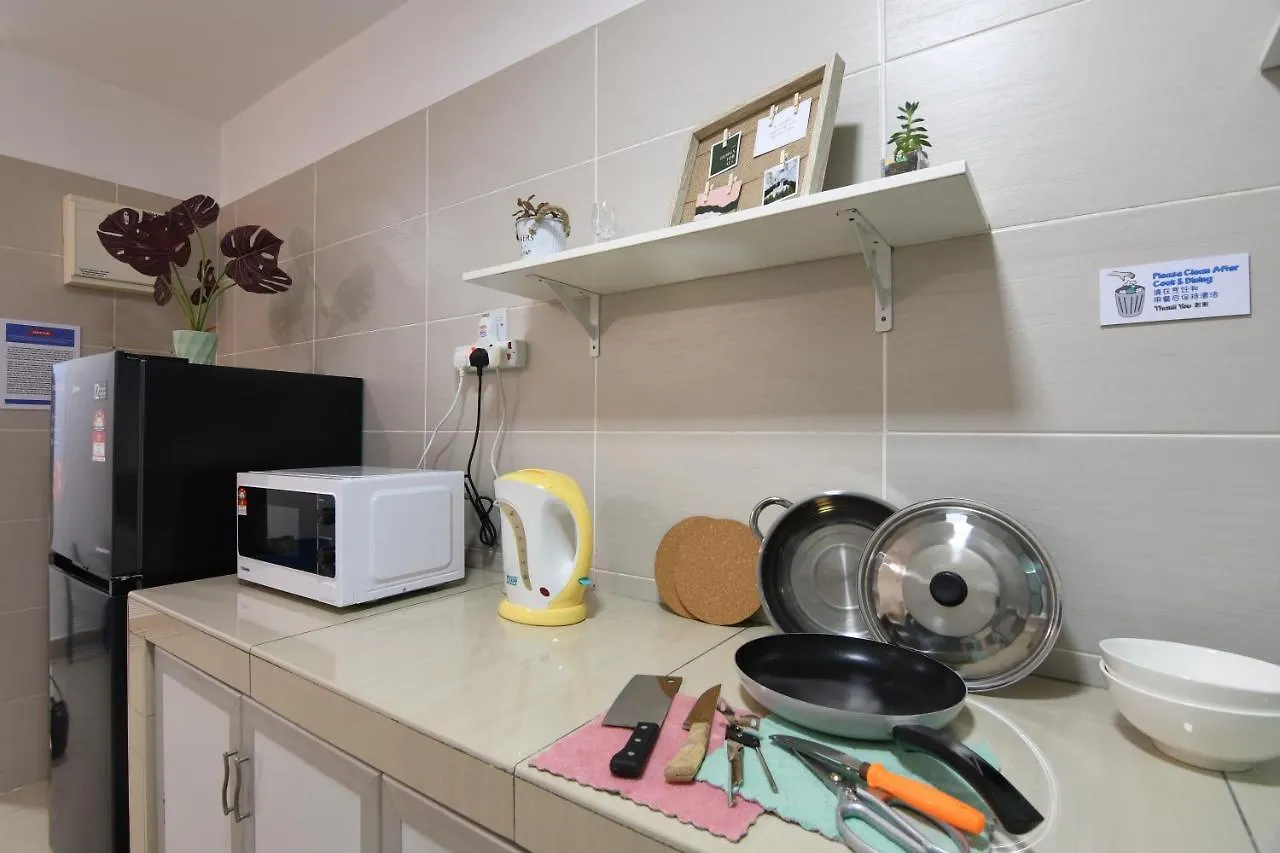 Mount Austin Midori Green 8 Pax Free Wi-Fi 500Mbps Netflix Johor Bahru