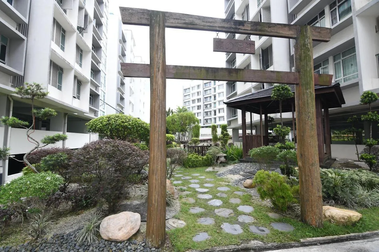 Mount Austin Midori Green 8 Pax Free Wi-Fi 500Mbps Netflix Johor Bahru 0*,  Malajzia