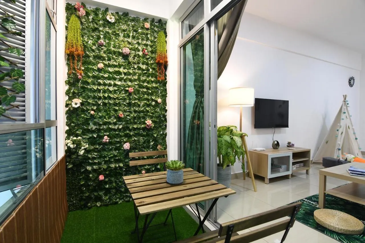 Mount Austin Midori Green 8 Pax Free Wi-Fi 500Mbps Netflix Johor Bahru Apartman
